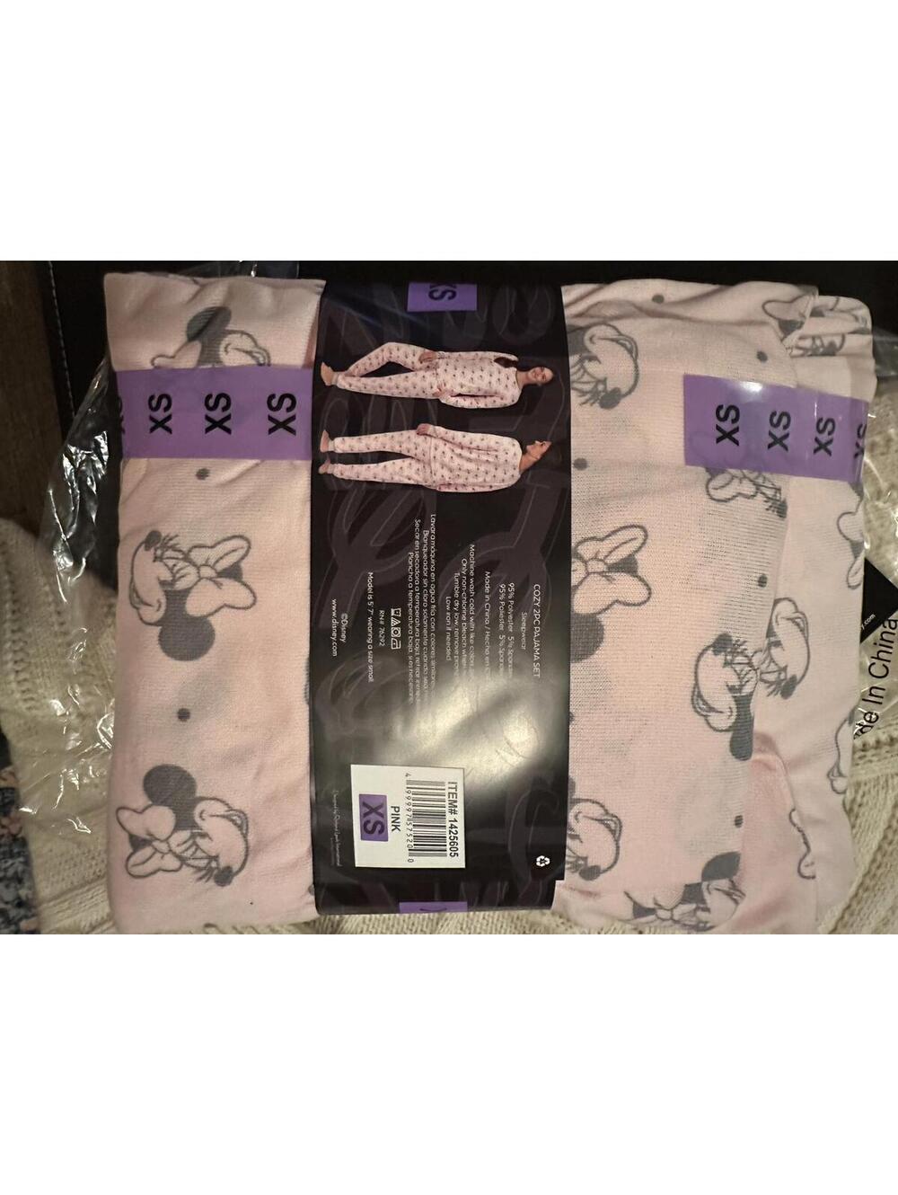 Disney Minnie Cozy 2PC Pajama Set Womens XS - Picture 2 of 3